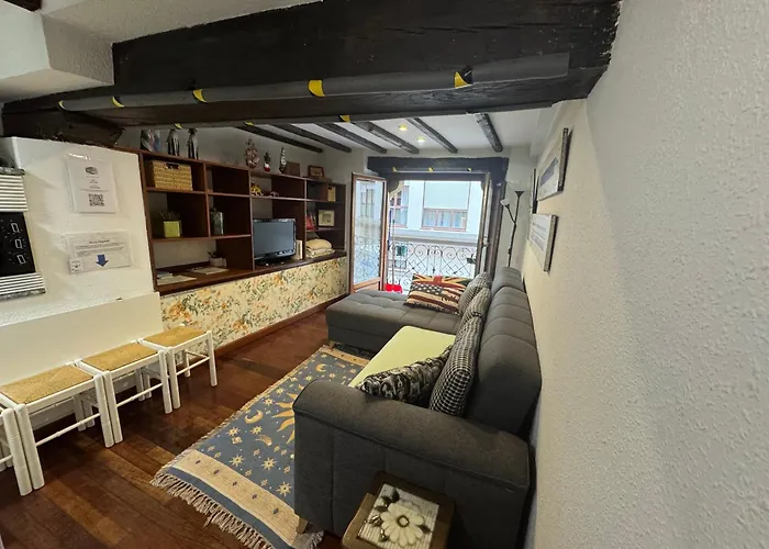 Piso Acogedor En El Centro De Apartamento *